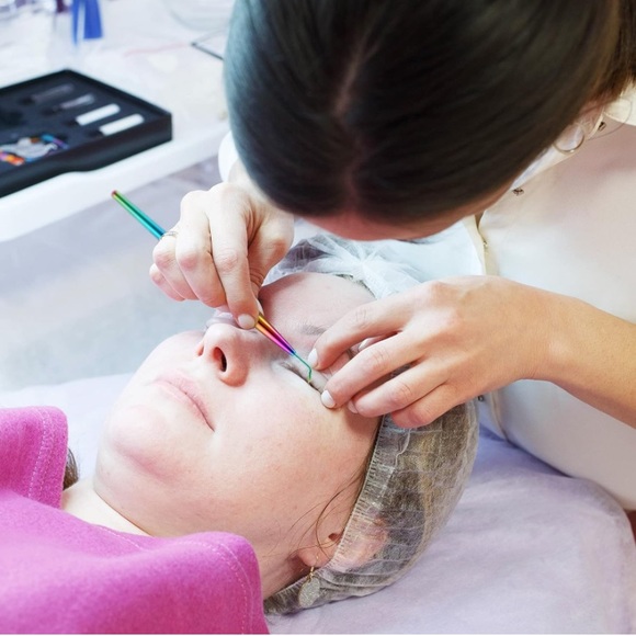 Eyelash Lifting and Separating Tool - Rainbow Color - 2 Piece - Picture 6 of 7